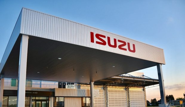 新川営業所 新社屋・新工場 の竣工式を行いました 新川営業所 新社屋・新工場 の竣工式を行いました
