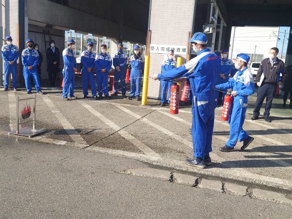 自衛消防訓練を行いました 自衛消防訓練を行いました